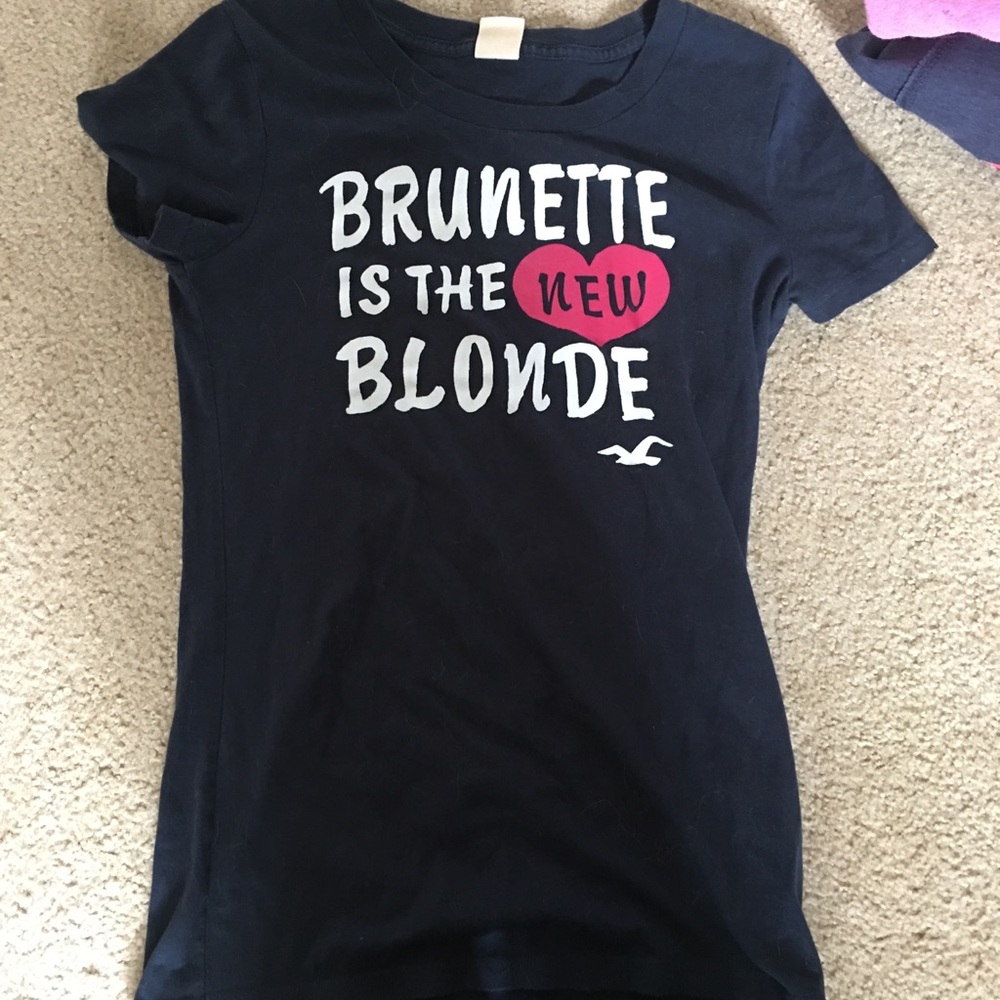 hollister t-shirt
